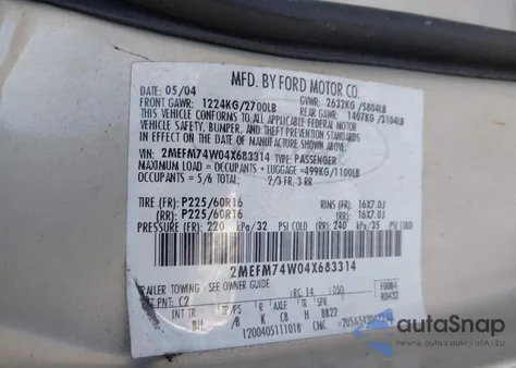 2004 Mercury Grand Marquis Gs z USA, uszkodzony, nr VIN 2MEFM74W04X683314